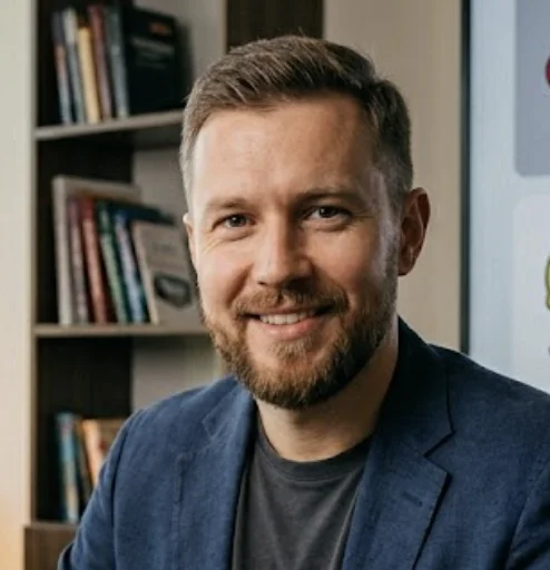 <p><strong>Азамат Сейткалиев</strong> — iGaming-обозреватель из Казахстана, специализируется на слотах классического формата и фруктовых автоматах более 9 лет.</p>
